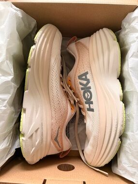 Hoka Bondi 8